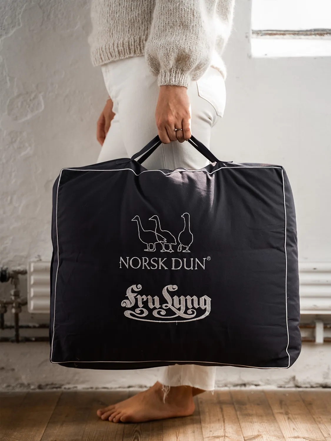 Fru Lyng dundyne MEDIUM kval.14+