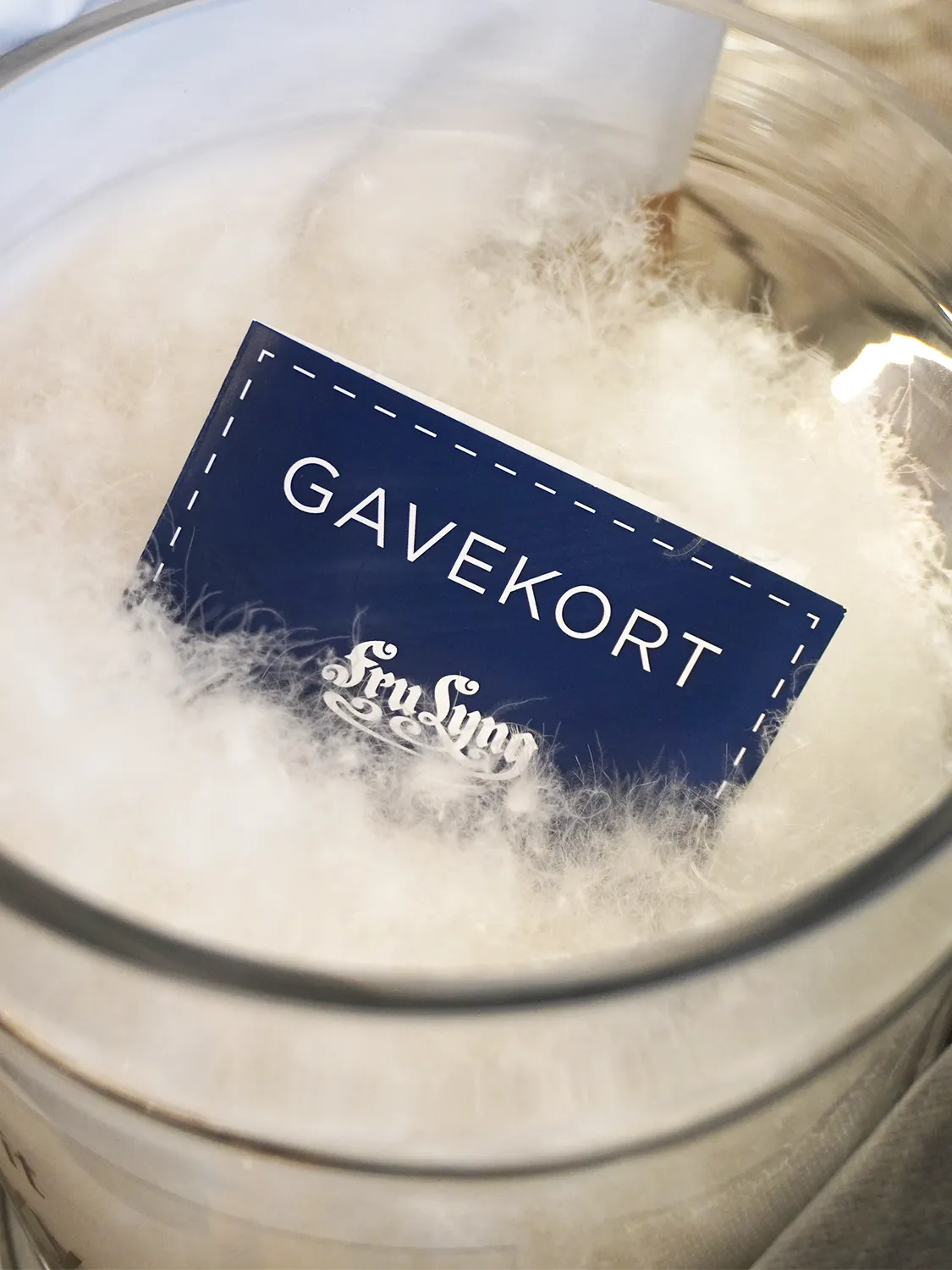 FRU LYNG GAVEKORT