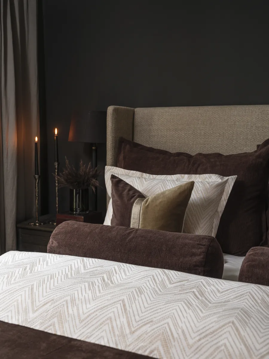 HALVOR BAKKE ZEVA SENGESETT - LYS SAND